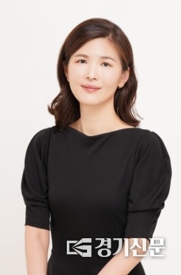 전지니 교수