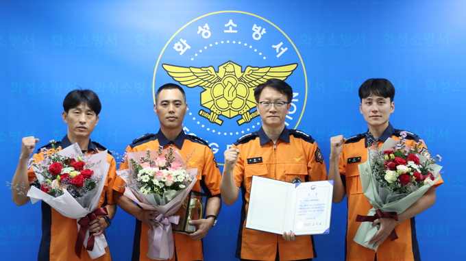 화성소방서가 제38회 전국소방기술경연대회에서 생활안전분야에서 전국 1위를 차지했다. 사진은 기념촬영 모습. (사진=화성소방서 제공)