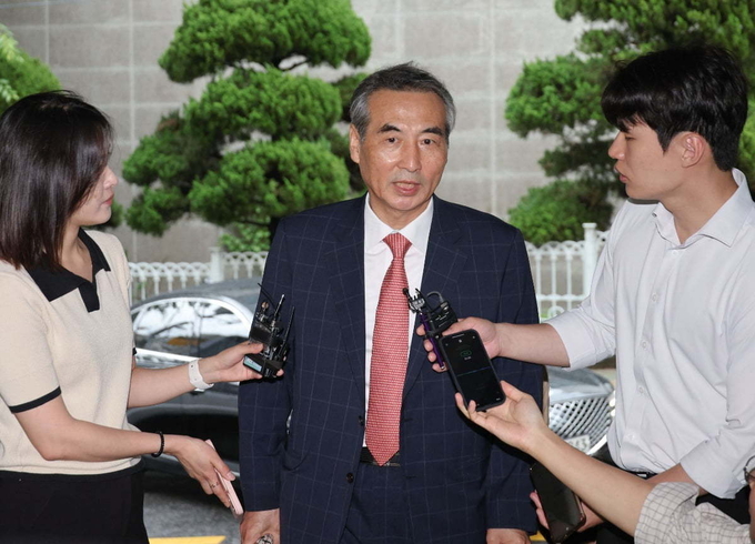 윤석열 전 대통령 부인 김건희 여사 관련 의혹을 수사하는 민중기 특별검사. (사진=연합뉴스)