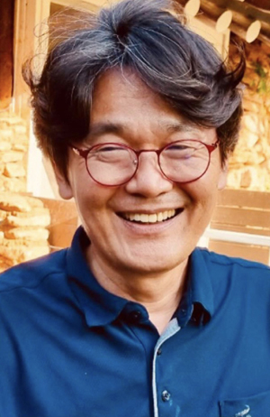 고향갑 극작가