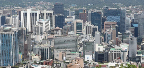 서울 남산에서 바라본 기업 빌딩들 모습. (사진=연합뉴스 제공)