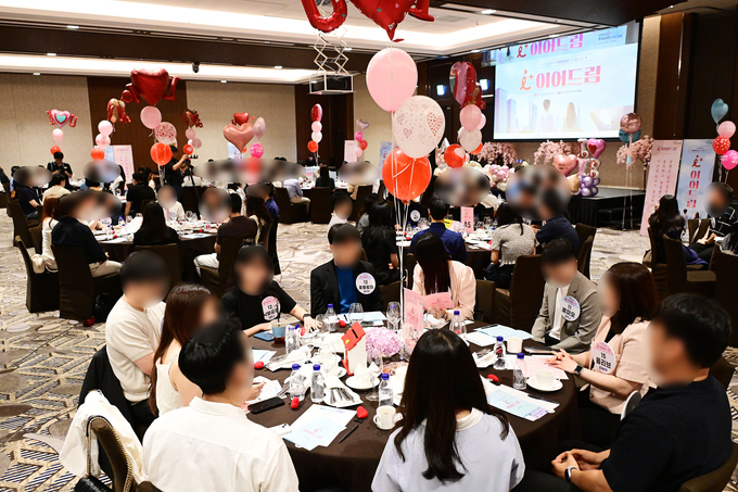 지난 22일 중구 인스파이어 엔터테인먼트 리조트에서 '아이(i) 플러스 이어드림' 행사가 열리고 있다. ( 사진 = 인천시 제공 )