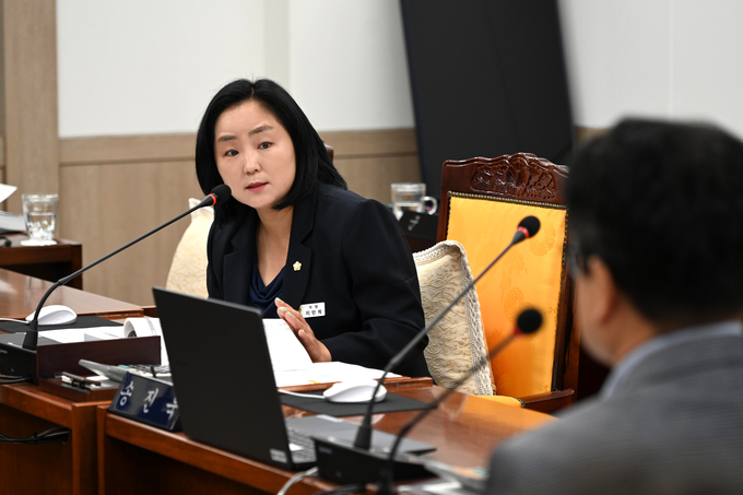미래 사업의 중요성과 적극적인 사업 육성을 강조하고 있는 지민희 의원. (사진=양평군의회 제공)