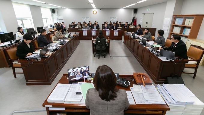 부천시 공공의료원 설립 운영 조례안 공청회. (사진=부천시의회 제공)