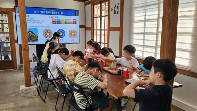 행궁마을 관광활성화 행궁사랑채 체험 프로그램 현장. (사진=수원문화재단 제공) 
