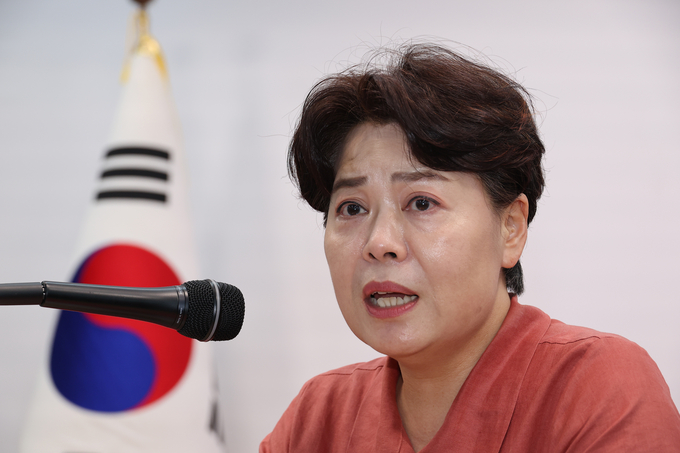 윤희숙 국민의힘 혁신위원장이 13일 서울 여의도 중앙당사에서 기자간담회를 하고 있다.(사진=연합뉴스)
