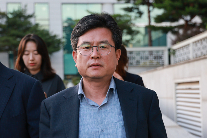 [채 상병 특검] 尹 휴대전화 포렌식 의뢰…'복심' 강의구 내일 소환