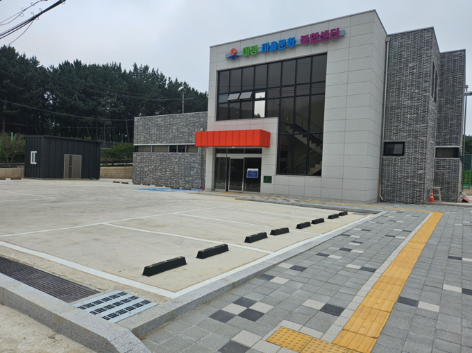 7월 중 문을 열 예정인 대청 마을문화 복합센터. ( 사진 = 인천시 제공 )