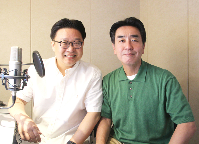 독립운동가 김마리아 영상을 기획한 서경덕 성신여자대학교 교수(왼쪽)와 배우 류승룡이 함께하고 있다. (사진=서경덕 성신여자대학교 교수 제공)