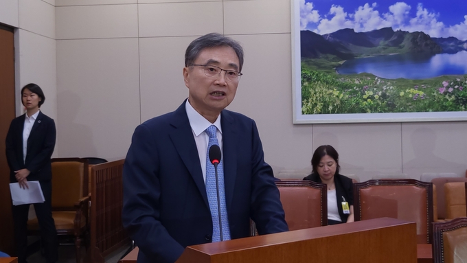 조현 외교부 장관 후보자가 17일 국회 외교통일위원회에서 열린 인사청문회에서 모두발언을 하고 있다. (사진=한주희 기자)