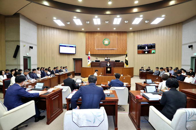 의왕시의회가 오는 24일까지 3일간의 제313회 임시회 일정에 들어갔다. (사진=의왕시의회 제공)