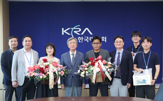  지난 25일 CEO 칭찬간담회 단체사진. (사진=한국마사회 제공)