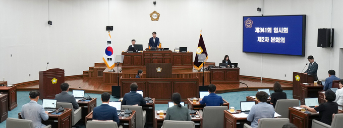 지난 25일 하남시의회 제341회 임시회 제2차 본회의가 열리고 있다. (사진=하남시의회 제공)