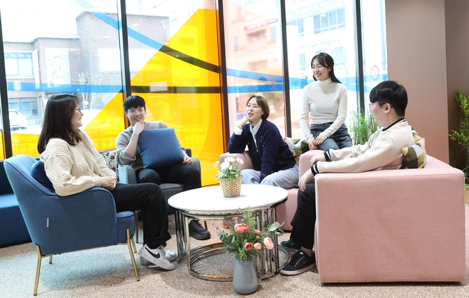 광명시는 자립준비청년이 사회로 나가는 첫걸음을 응원하기 위해 주거·생활환경 개선 지원사업 ‘희망톡톡(talk) 드림하우스’를 추진한다. (사진=광명시 제공)