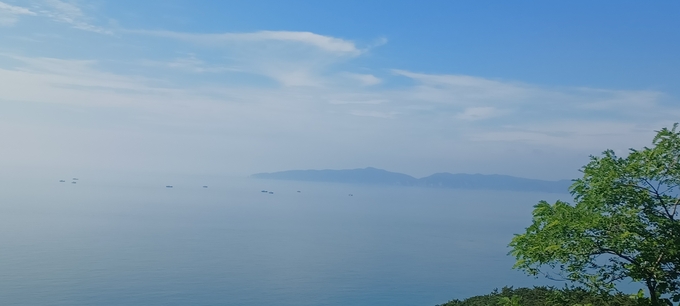 심청각에서 바라 본 인당수. ( 사진 = 김용구 박사 제공 )