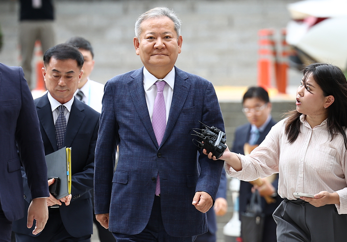  지난달 31일 이상민 전 행정안전부 장관이 구속 전 피의자 심문(영장실질심사)를 위해 서울 서초구 서울중앙지방법원으로 들어서는 모습. (사진=연합뉴스)