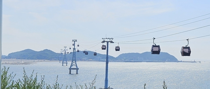  멈춰 선 서해랑 케이블카의 모습. (사진=연합뉴스)
