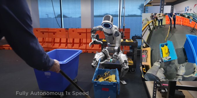 아틀라스가 연구원들의 방해에도 스스로 판단해 업무를 수행하는 모습 (사진='Boston Dynamics' 제공)