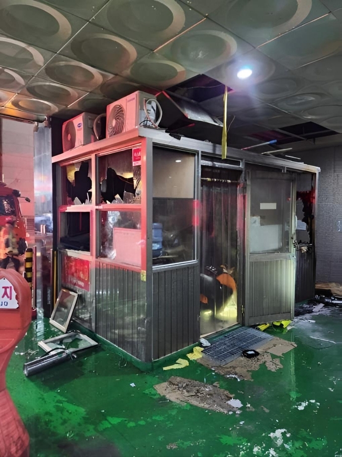  지난 24일 오후 10시 2분쯤 성남시 분당구 정자동에 있는 지하 3층, 지상 8층 규모 상가건물에서 불이 나 20여 분 만에 꺼졌다. (사진=경기도소방재난본부 제공)