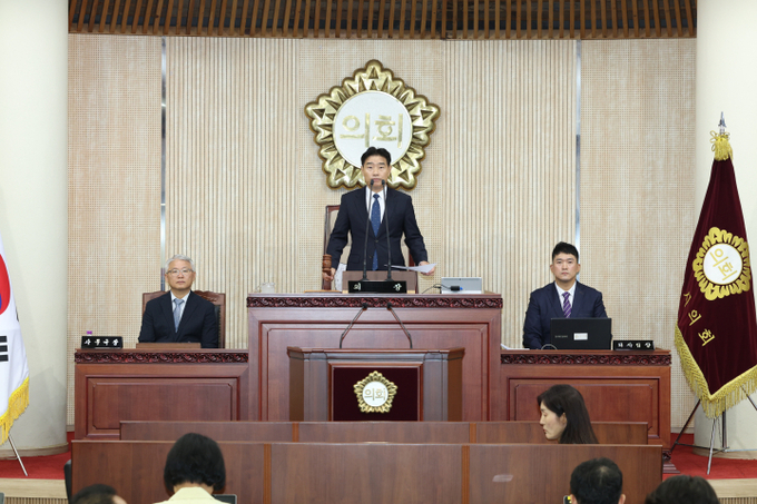 고양특례시의회는 1일부터 15일까지 15일간의 일정으로 제297회 임시회를 개회하고, 본격적인 의정활동에 들어갔다. (사진=고양시의회제공)