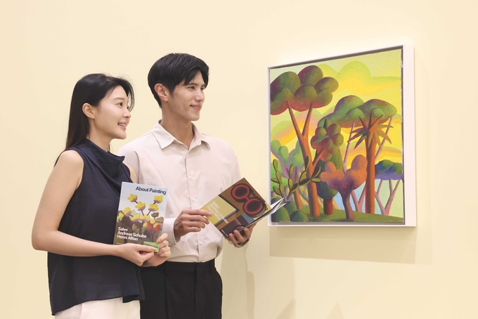 신세계가 10월 25일까지 신세계갤러리 청담에서 유럽 출신의 세계적인 회화 작가 3인의 그룹전 'About Painting'을 선보인다. (사진=신세계 제공)
