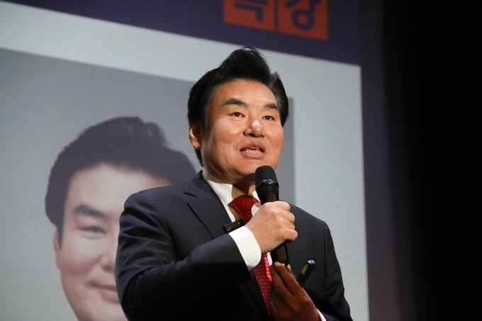 원유철 전 미래한국당 대표 (페이스북 캡처)