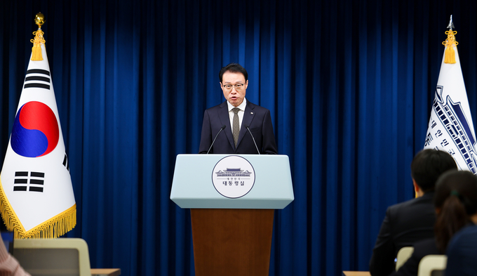 이규연 대통령실 홍보소통수석이 10일 서울 용산 대통령실에서 11일 예정된 '이재명 대통령 취임 100일 기자회견' 관련 브리핑을 하고 있다. (사진=연합뉴스)