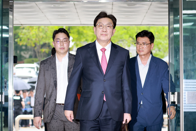  권성동 국민의힘 의원이 16일 서울 서초구 서울중앙지법에서 열린 구속 전 피의자 심문(영장실질심사)에 출석했다. (사진=연합뉴스)
