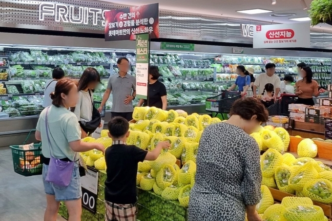 롯데마트, AI 선별로 ‘실패 없는 과일 장보기’ 실현