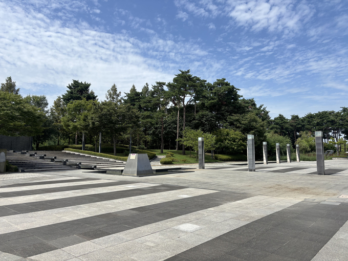 성남시 야외 공공예식장으로 운영하는 시청공원 벽천분수 앞. (사진=성남시 제공)
