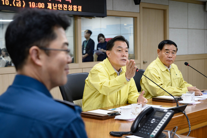 이재준 수원시장이 '안전문화운동추진협의회 및 지역치안협의회 정기회의'에서 발언하고 있다. (사진=수원시 제공)