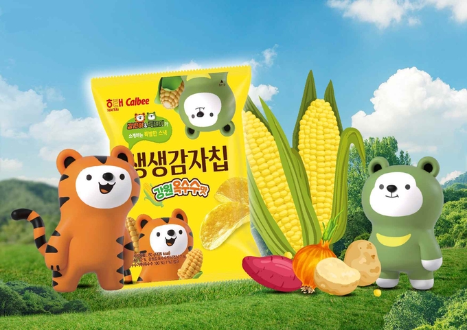 롯데마트·슈퍼가 16일 지역 상생 프로젝트 2탄으로 ‘해태 생생감자칩 강원옥수수맛(80g)’을 단독 출시한다. (사진=롯데마트·슈퍼 제공)