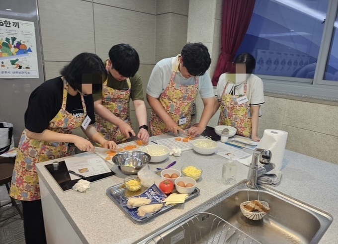 군포시는 '청년 나DO 한끼 요리교실'을 운영할 예정이다. (사진=군포시 제공)