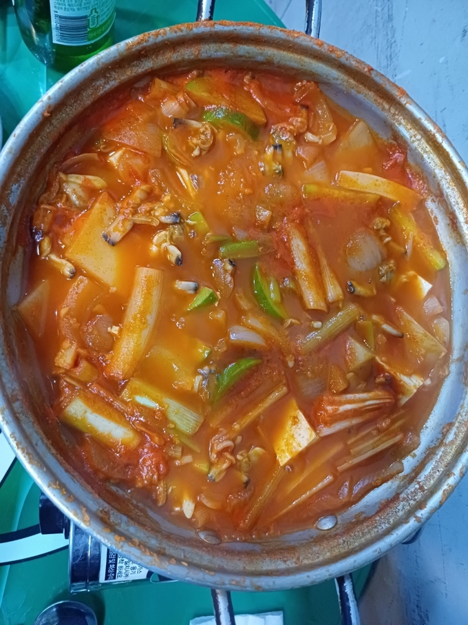 바지락 고추장 찌개. ( 사진 = 임병구 전 석남중학교 교장 제공 )