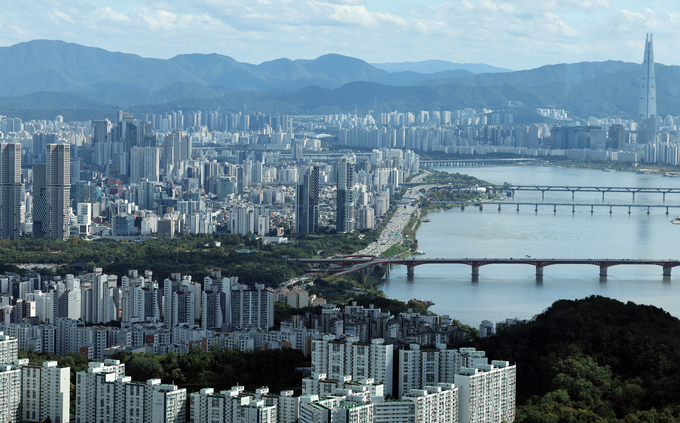 서울 남산에서 바라본 강북 집합건물(아파트·다세대·연립·오피스텔) 모습. (사진=연합뉴스 제공)