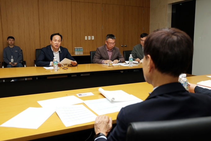 오산시, 지역난방 요금 인하 위해 DS파워 방문 합리적 조정방안 논의. (사진=오산시 제공)