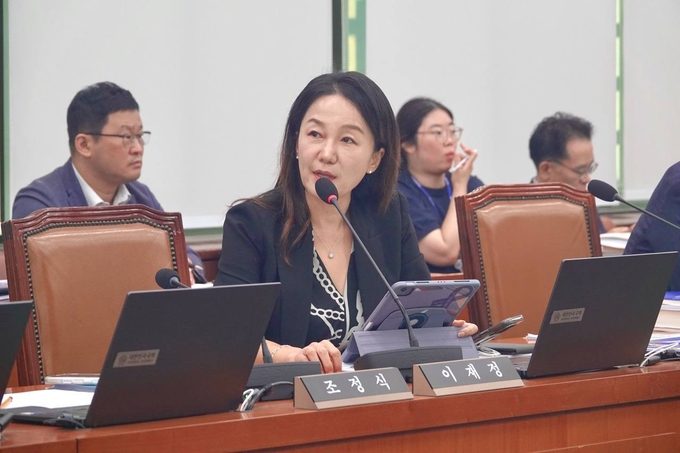 [2025 국감인물] 국회 외교통일위원회 이재정(민주·안양동안을) 의원