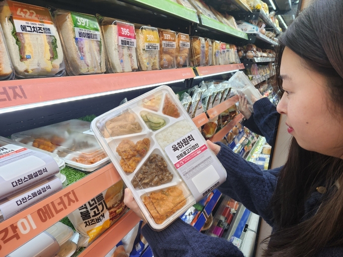 이마트24가 주요 간편식 카테고리를 전격 개편하며 새로운 변화를 예고한다. (사진=이마트24 제공)