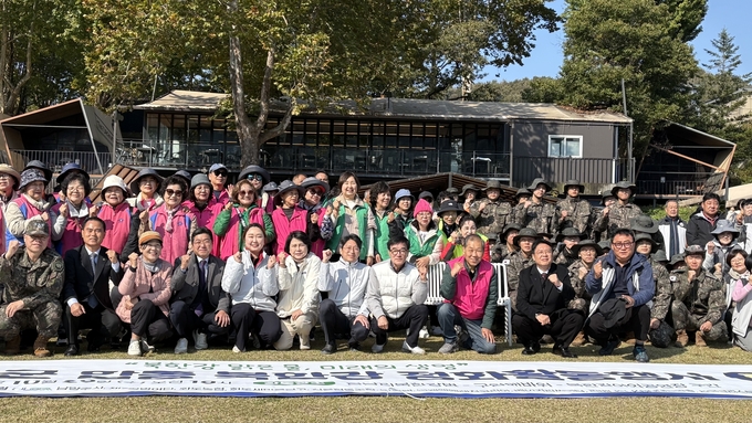 ‘민·관·군 합동 북한강 대청결 운동’. (사진=남양주시 제공)