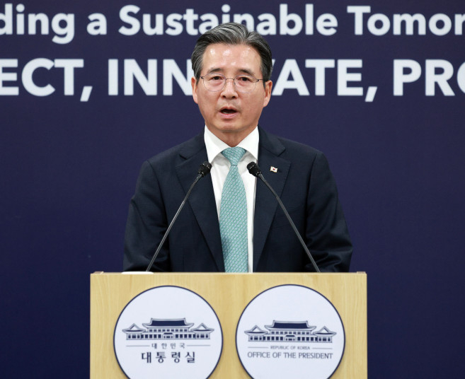 한미 관세협상 타결…"車 25%→15%, 반도체는 대만 수준"