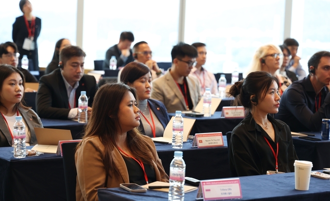 롯데가 지난 9월 해외 현지 직원을 대상으로 '2025 롯데 글로벌 컨퍼런스 for G-LIFT'를 진행했다. (사진=롯데 제공)