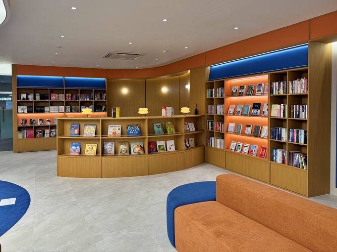 우리은행, 외국인 전용 ‘글로벌라운지’ 개소…문화·취업 지원 허브 구축