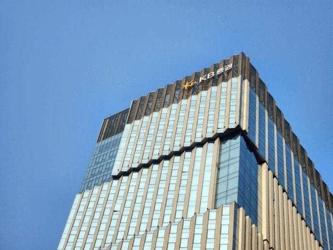 KB증권, 미국주식 ‘24시간 거래’ 재개…투자 접근성 강화