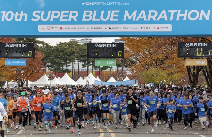 롯데, 장애인과 함께 달리는 ‘슈퍼블루마라톤’ 10회째 개최