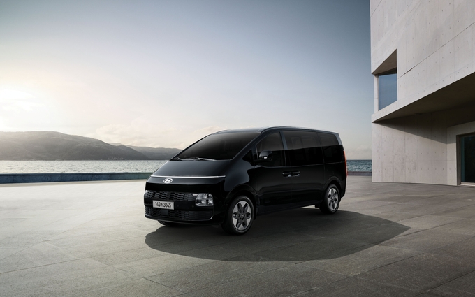 현대자동차, '더 뉴 스타리아' 출시…편의 사양 '동급 최고 수준'