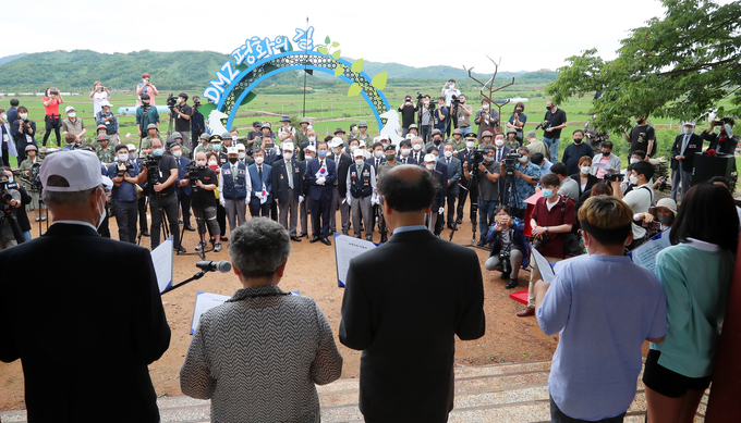 전쟁의 땅에서 평화 기원 (사진=연합뉴스 제공)