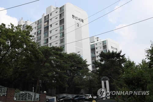  노영민 실장이 소유한 것으로 알려진 서울 서초구 반포4동 한신서래아파트. (사진=연합뉴스 제공)