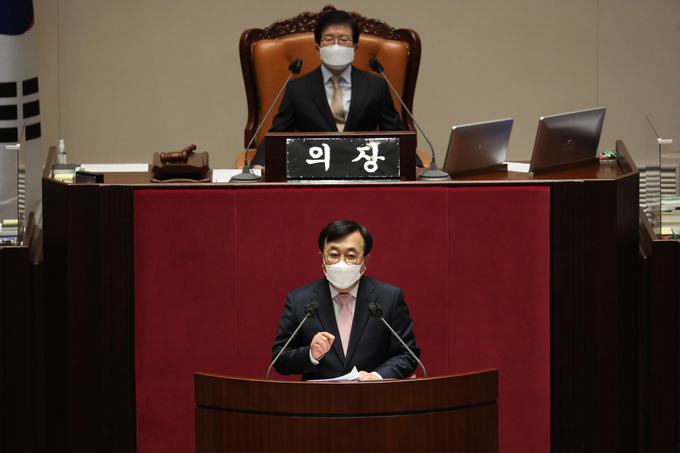 대정부질문하는 서병수 의원. (사진=연합뉴스 제공)