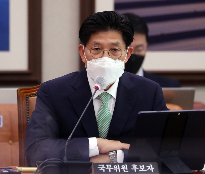 답변하는 노형욱 국토교통부 장관 후보자