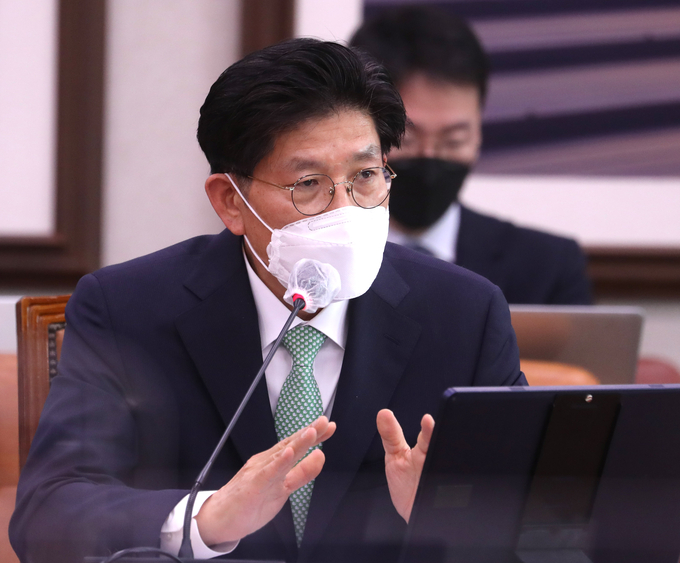 답변하는 노형욱 국토교통부 장관 후보자